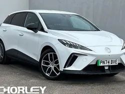 White Used 2024 MG MG4 EV Trophy Hatchback | £19,495 (Fair price)