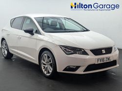 White Used 2016 Seat Leon SE Dynamic Hatchback | £10,000 (Fair price)
