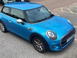 Blue Used 2017 Mini Cooper Hatch Hatchback | £9,500 (Good price)