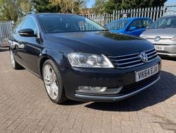 Black Used 2014 VW Passat Executive Estate | £3,950 (Fair price)