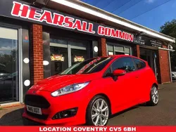Red Used 2015 Ford Fiesta Zetec Hatchback | £5,500 (Fair price)