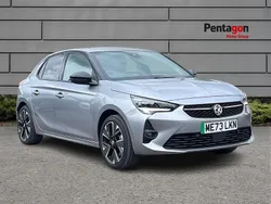 Two coat metallic contrast g Used 2024 Vauxhall Corsa-e Design Edition Hatchback | £14,450 (Fair price)