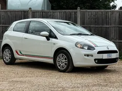 White Used 2013 Fiat Punto Easy Hatchback | £2,590 (Good price)