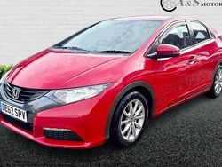 Red Used 2012 Honda Civic SE Hatchback | £6,450 (Fair price)