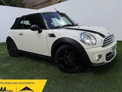 Used 2015 Mini Cooper Hatchback | £4,795 (Good price)