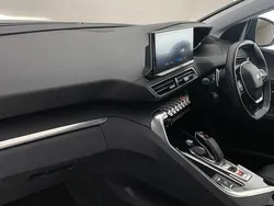 Orange Used 2020 Peugeot 5008 Allure MPV | £22,076 (A bit pricey)