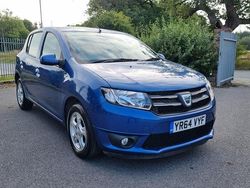 Blue Used 2014 Dacia Sandero Lauréate Hatchback | £2,795 (Fair price)