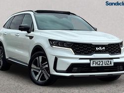White Used 2023 Kia Sorento SUV | £34,530 (Super price)