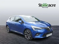 Blue Used 2022 Renault Clio V Version S Hatchback | £12,500 (Fair price)