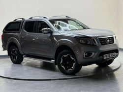 Grey Used 2020 Nissan Navara Tekna Pickup | £17,000 (Fair price)