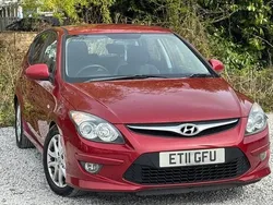 Red Used 2011 Hyundai i30 Comfort Hatchback | £2,295 (Fair price)