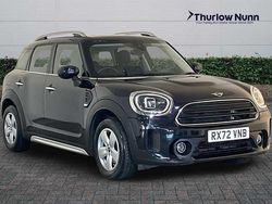 Blue and black Used 2022 Mini Cooper Countryman Classic SUV | £21,790 (Fair price)