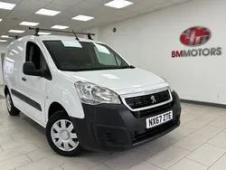 White Used 2017 Peugeot Partner MPV | £6,495 (Fair price)