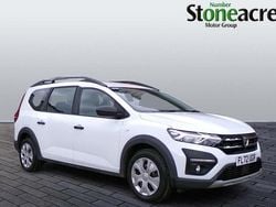 White Used 2022 Dacia Jogger Essentiel MPV | £10,995 (Fair price)