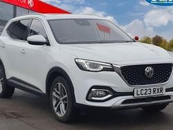 White Used 2023 MG HS Exclusive SUV | £15,290 (Fair price)