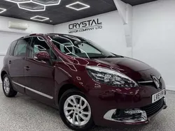 Red Used 2015 Renault Scénic III Dynamique MPV | £7,995 (Expensive)
