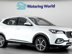 White Used 2022 MG HS Exclusive SUV | £14,200 (Fair price)