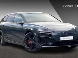 Blue Used 2025 Audi e-tron Performance SUV | £62,500
