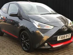 Grey Used 2018 Toyota Aygo x-press Hatchback | £6,985 (Good price)