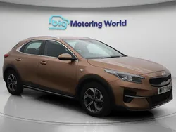 Bronze Used 2022 Kia XCeed 2 SUV | £14,300 (Fair price)
