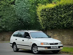 White Used 1998 Toyota Carina E Estate | £1,450