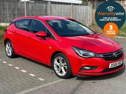 Red Used 2016 Vauxhall Astra SRi Hatchback | £5,495 (Fair price)