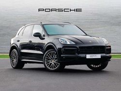 Black Used 2022 Porsche Cayenne Platinum Edition SUV | £66,990
