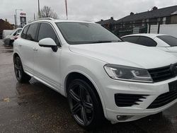 Used 2014 VW Touareg R-line SUV | £13,435 (A bit pricey)