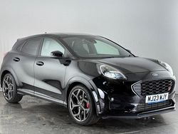 Black Used 2023 Ford Puma ST Hatchback | £16,650 (Good price)