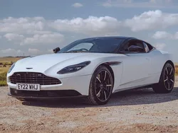 White Used 2022 Aston Martin DB11 Coupe | £90,000 (Good price)