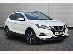 White Used 2019 Nissan Qashqai Tekna SUV | £13,490 (Fair price)