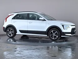 White Used 2022 Kia Niro 2 SUV | £19,580 (Fair price)