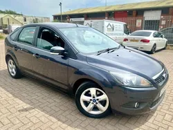 Grey Used 2009 Ford Focus Zetec Hatchback | £1,995 (Good price)