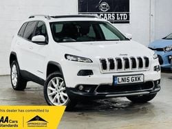 White Used 2015 Jeep Cherokee Limited SUV | £7,000 (Fair price)