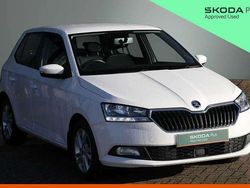 Candy white Used 2019 Skoda Fabia SE Hatchback | £9,669 (Fair price)