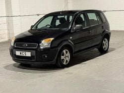 Black Used 2010 Ford Fusion Zetec Hatchback | £2,295 (Good price)