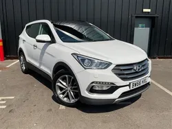 White Used 2017 Hyundai Santa Fe Premium SE SUV | £11,999 (Fair price)