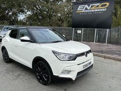 White Used 2015 Ssangyong (KGM) Tivoli SUV | £3,495