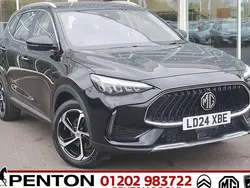 Black Used 2024 MG HS SE SUV | £16,490 (Fair price)