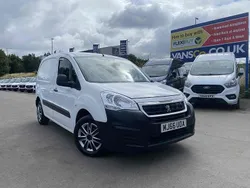 White Used 2017 Peugeot Partner S MPV | £4,595 (Fair price)