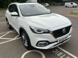 White Used 2022 MG HS Exclusive SUV | £15,000 (Fair price)