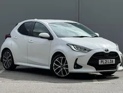 White Used 2021 Toyota Yaris Hybrid Hatchback | £12,974 (Fair price)