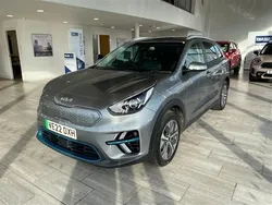 Interstellar grey Used 2022 Kia Niro SUV | £15,999 (Fair price)