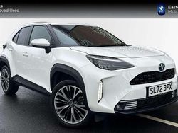 White Used 2022 Toyota Yaris Hybrid SUV | £22,998 (Expensive)