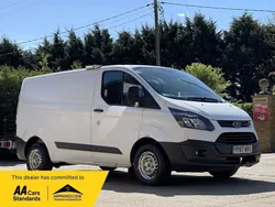 White Used 2017 Ford Transit Custom | £6,990 (Fair price)