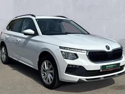 Moon white metallic Used 2024 Skoda Kamiq SE SUV | £19,150 (Fair price)