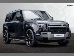 Black Used 2024 Land Rover Defender HSE Dynamic SUV | £69,996 (Fair price)