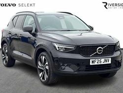 Onyx black Used 2025 Volvo XC40 Plus SUV | £32,497 (Fair price)