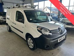 White Used 2019 Renault Kangoo Business Van | £6,495 (Expensive)