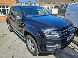 Black Used 2017 VW Amarok Highline Pickup | £15,995 (A bit pricey)